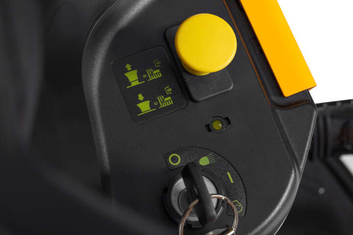 STIGA Benzin-Rasentraktor Estate 384 M